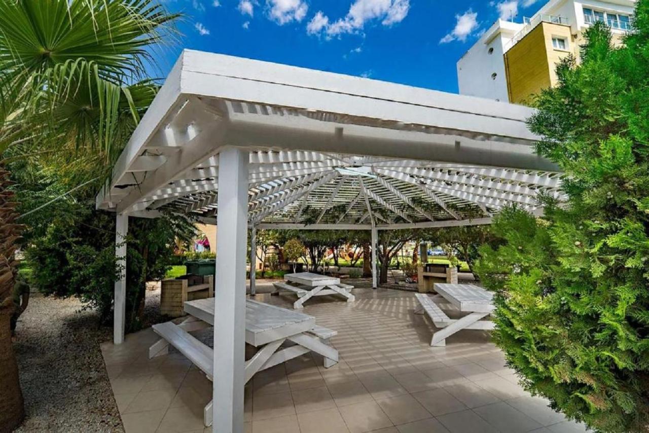 Tiberius Pool Apartments In Caesar Resort & Spa Trikomo Kültér fotó